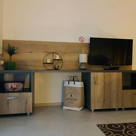 Sparrow Apartmens - Vrabcia Ulica 9, * Košice
