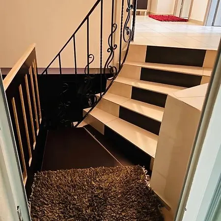 Sparrow Apartmens - Vrabcia Ulica 9, *