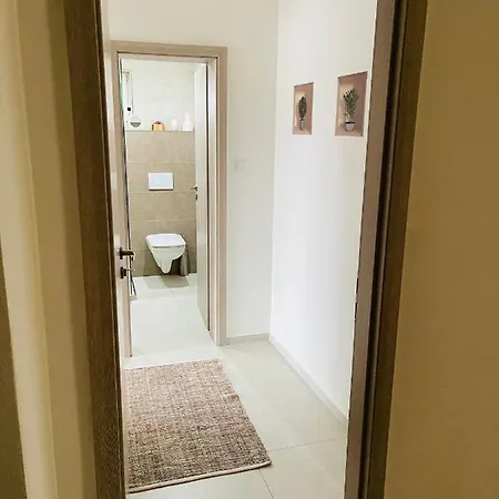 Sparrow Apartmens - Vrabcia Ulica 9, Kösice